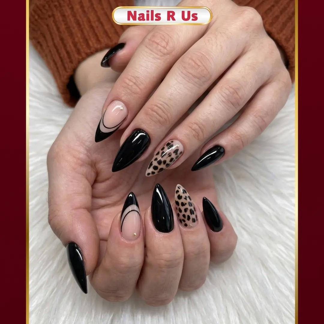 NAILS R US
