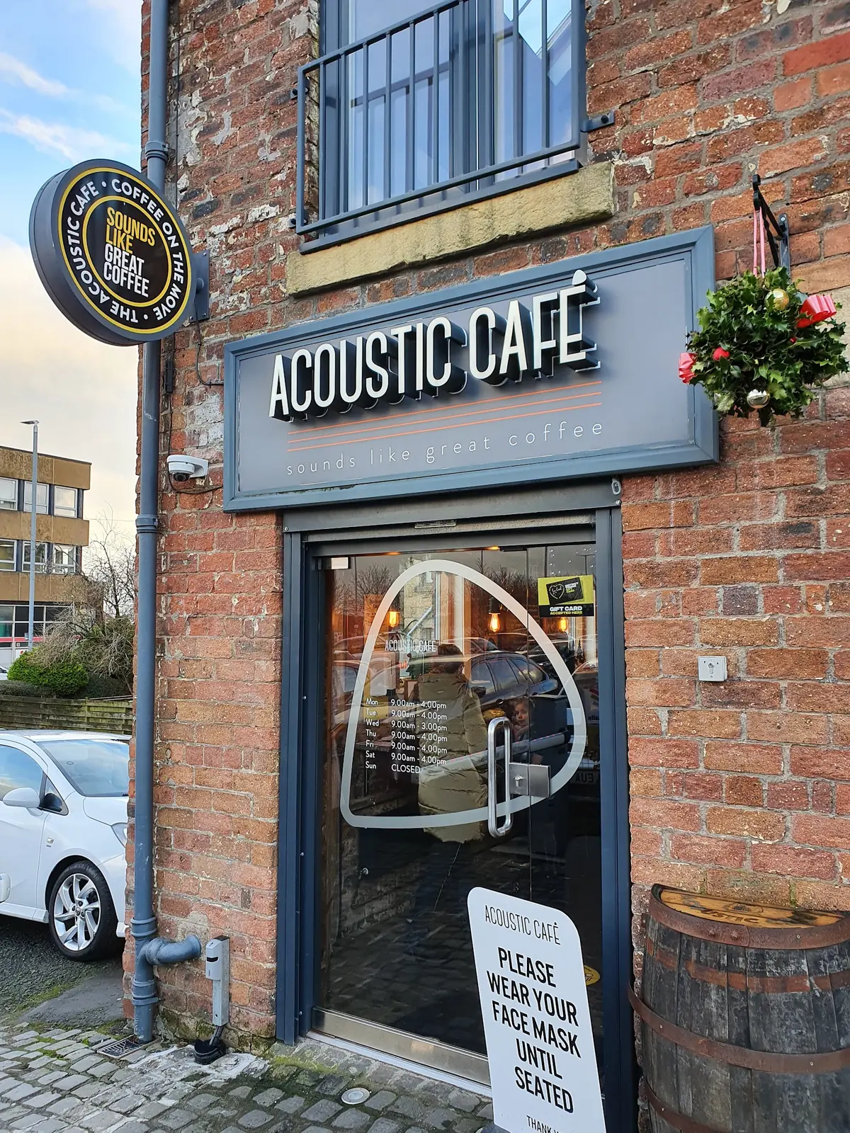 The Acoustic Cafe
