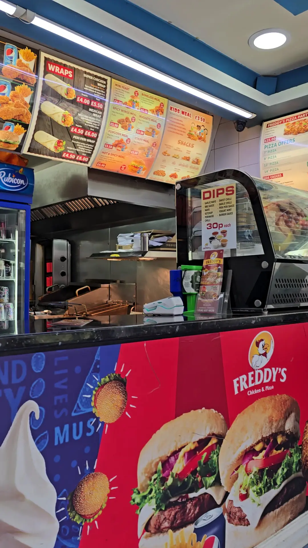 Freddy's Chicken and Pizza photo (photo 2 of 3)