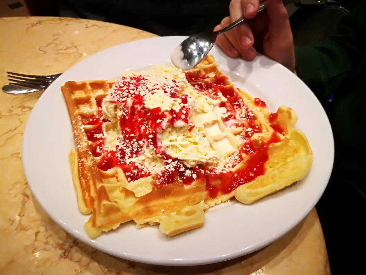 Eiscafe Riviera photo (photo 3 of 3)