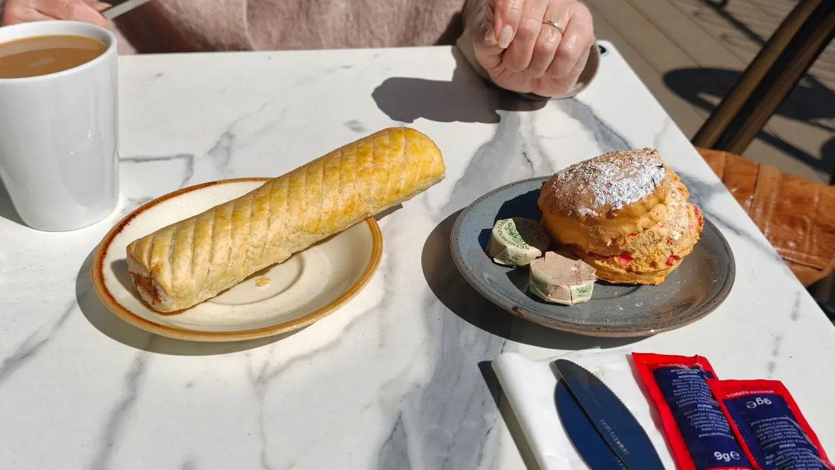 Lakeside Cafe photo (photo 1 of 3)