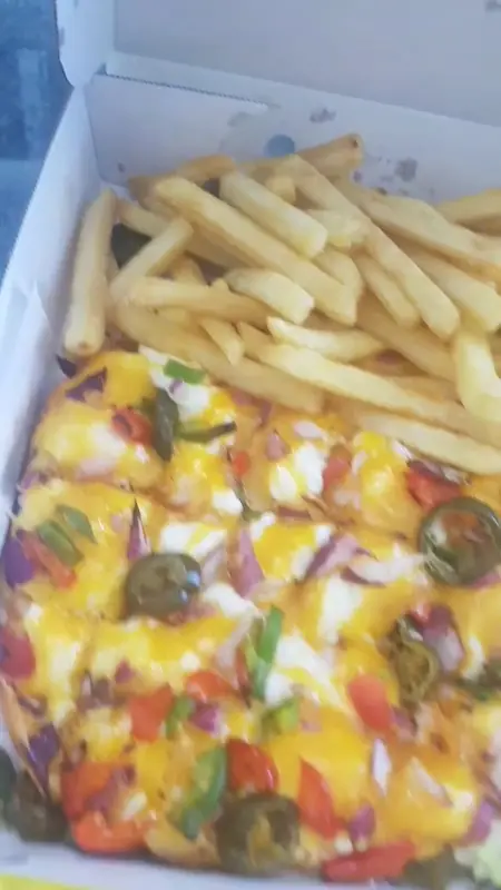 Mamas Pizzeria photo (photo 1 of 3)