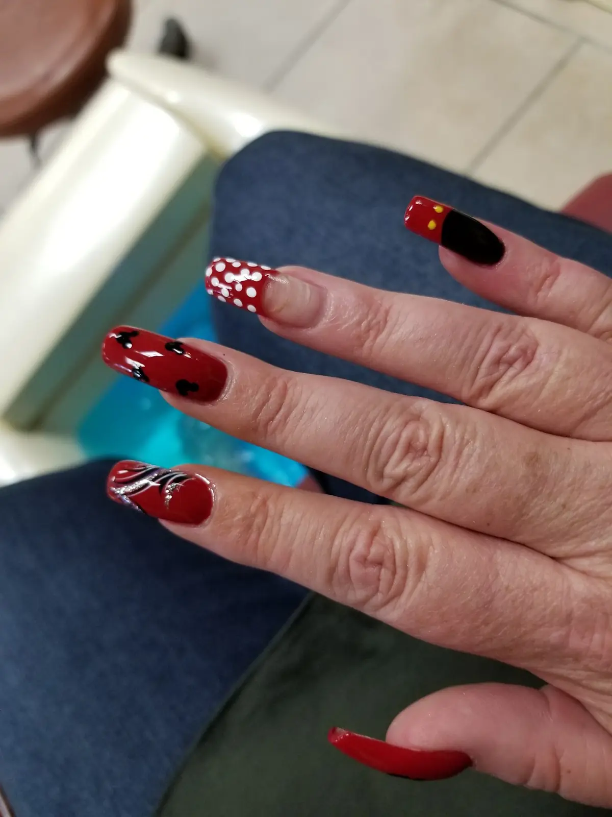 Tips-N-Toes photo (photo 1 of 3)