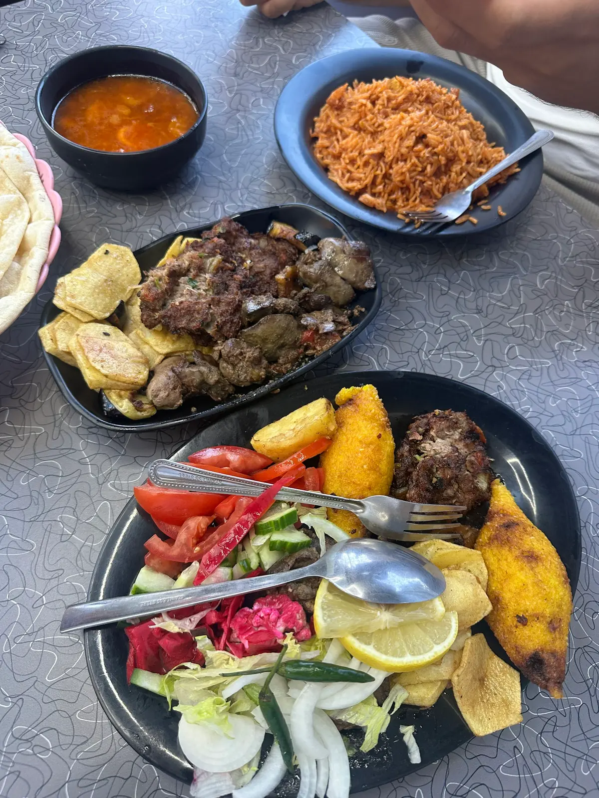 Sarchnar Restaurant photo (photo 3 of 3)