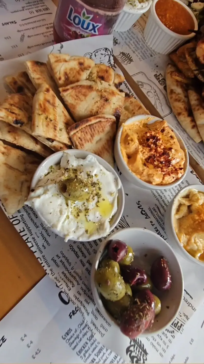 Meat the Greeks at No3 photo (photo 2 of 3)
