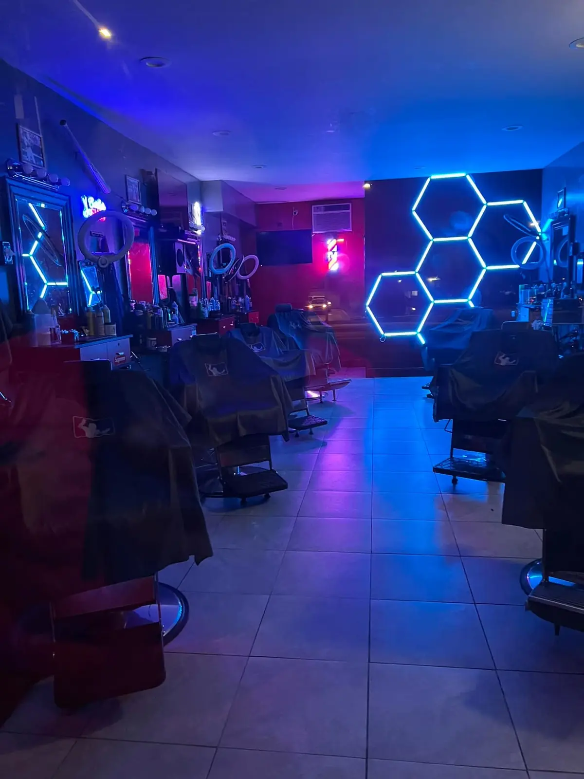 Barbershop π©π΄ β Barbershops in Baltimore