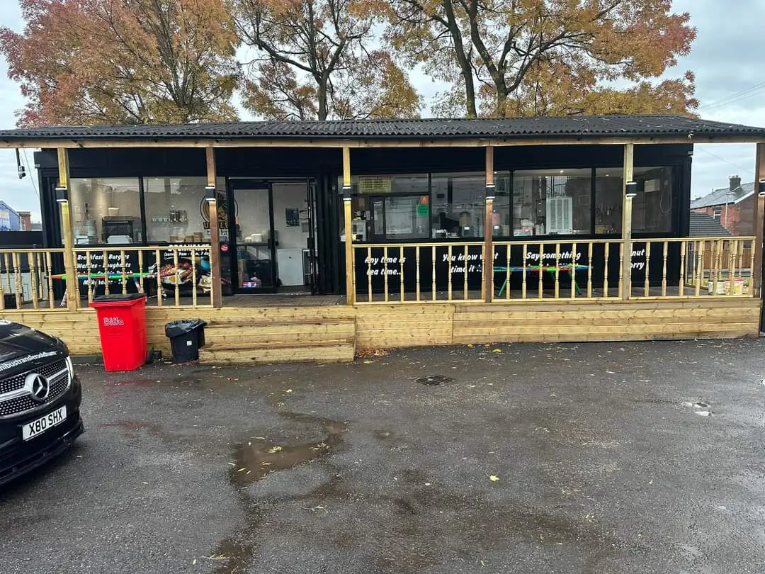 Uncle's Tea Hut photo (photo 3 of 3)