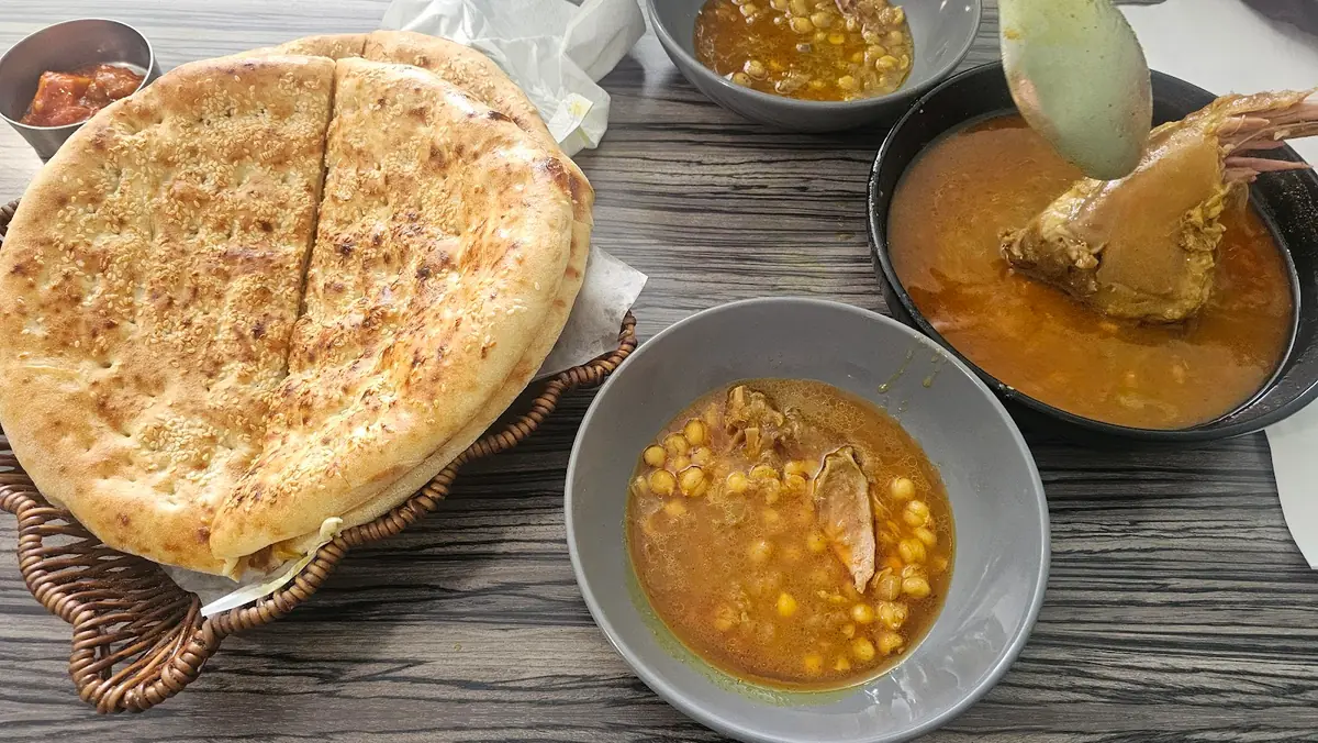 Gujranwala Nashta & Naan photo (photo 3 of 3)