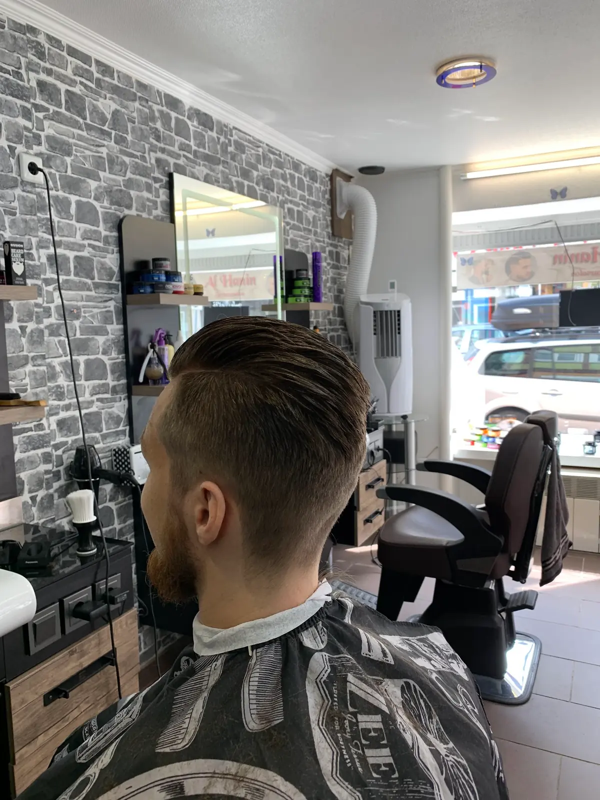 Al Hanin Friseursalon photo (photo 3 of 3)