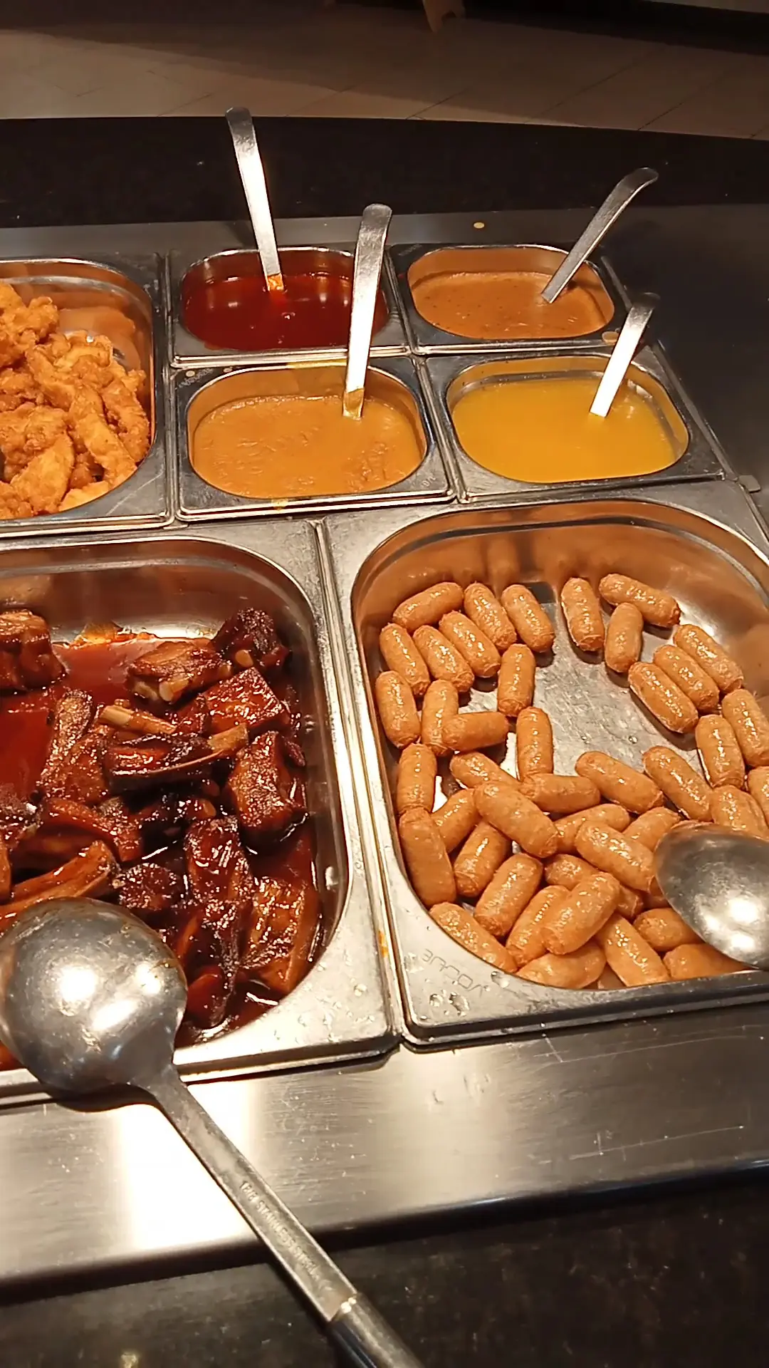 YC Global Buffet photo (photo 1 of 3)