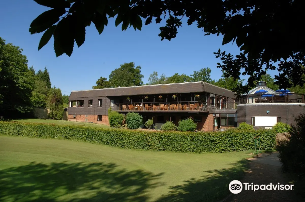 Poult Wood Bar & Restaurant, Higham Lane, Tonbridge, Kent, TN11 9QR photo (photo 3 of 3)