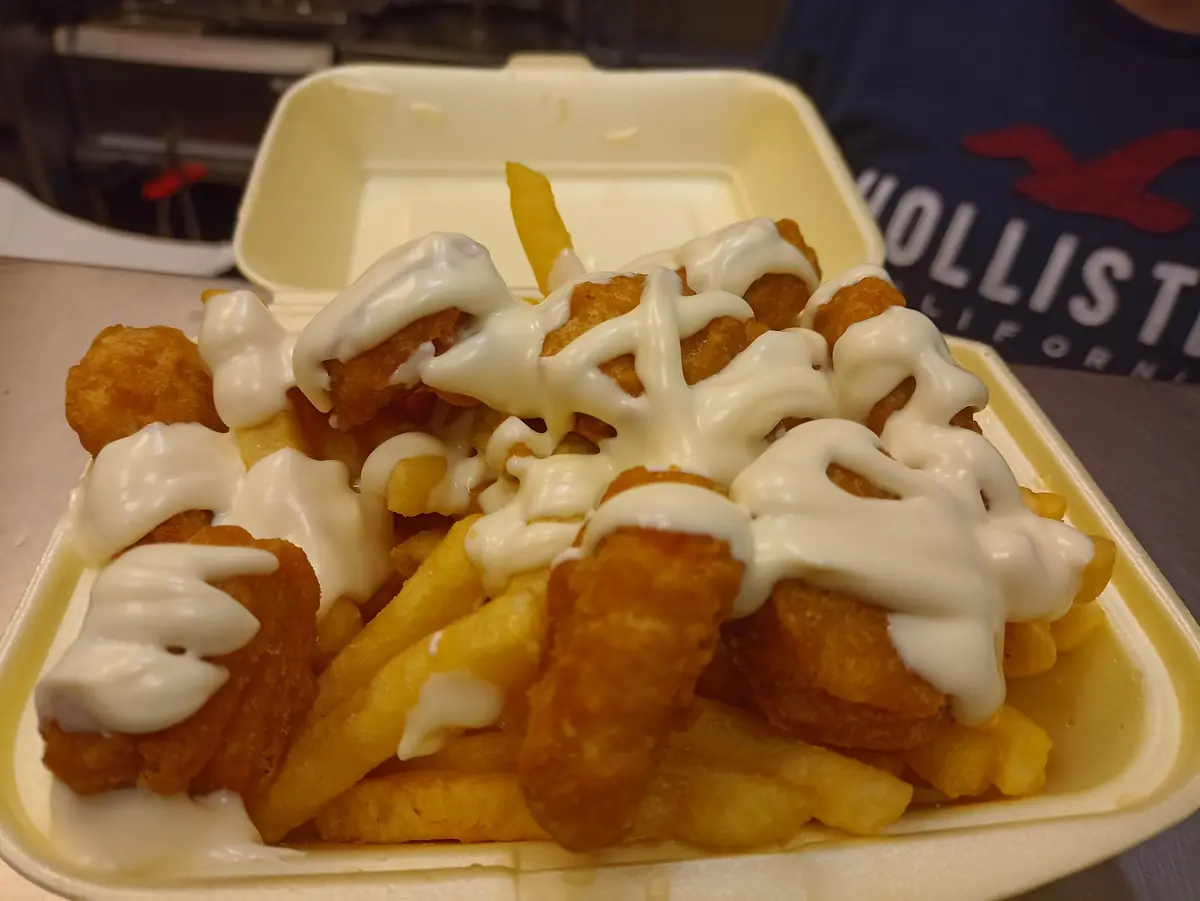 Legends Kebab House photo (photo 1 of 3)