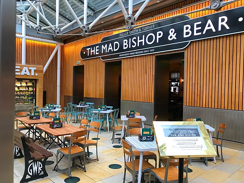 Inside The Mad Bishop & Bear, Paddington, London