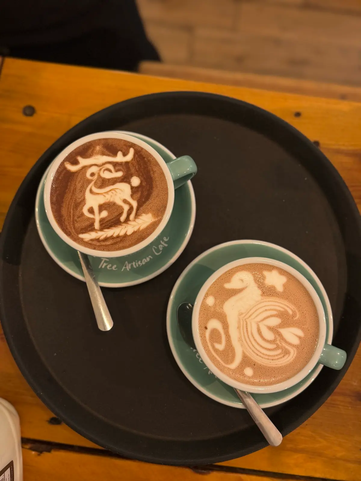 Tree Artisan Café — Cafes in Oxford