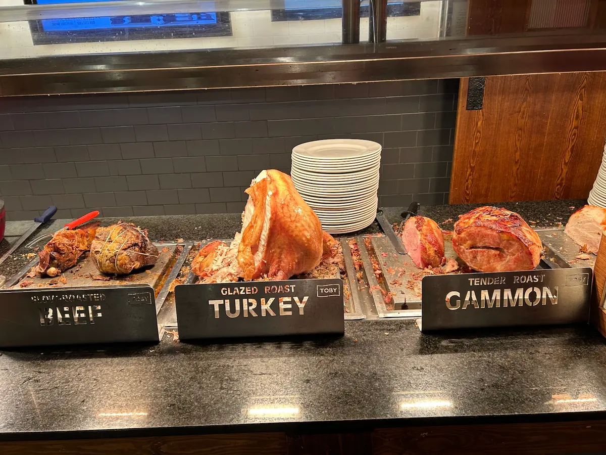 Toby Carvery Langley Green — Carveries in Crawley