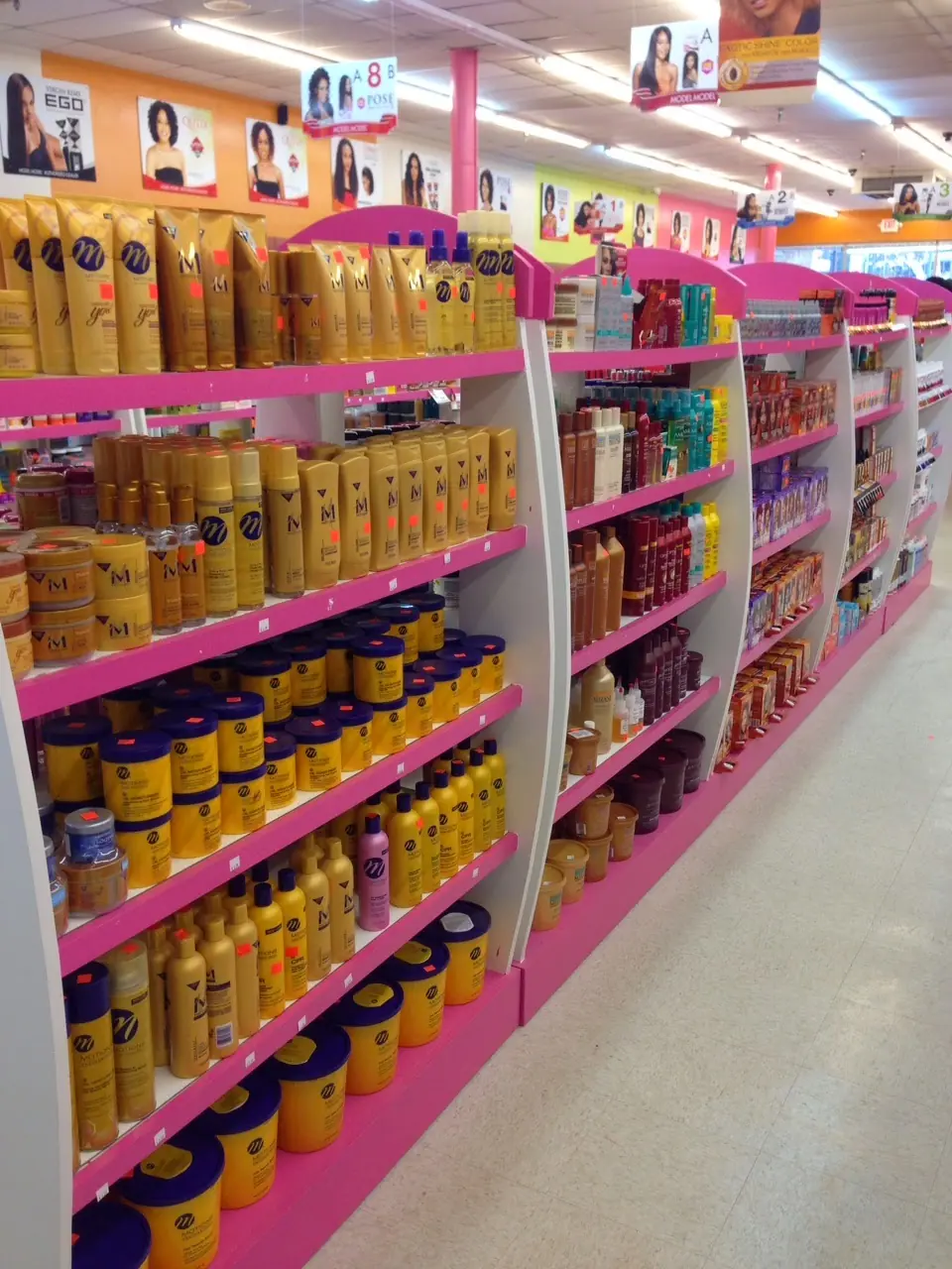 Beauty Mania photo (photo 1 of 3)