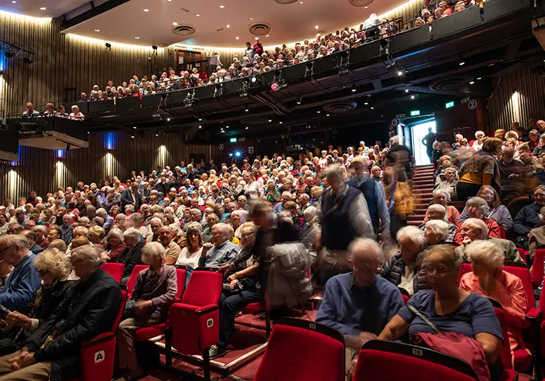 Yvonne Arnaud Theatre, Guildford