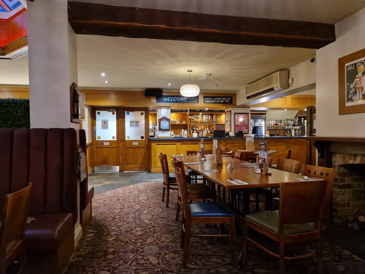 Castle Carvery - Caister — Restaurants in Great Yarmouth