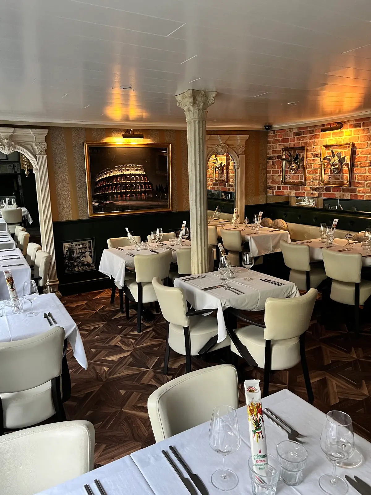 Inside Piccolo, Dundee