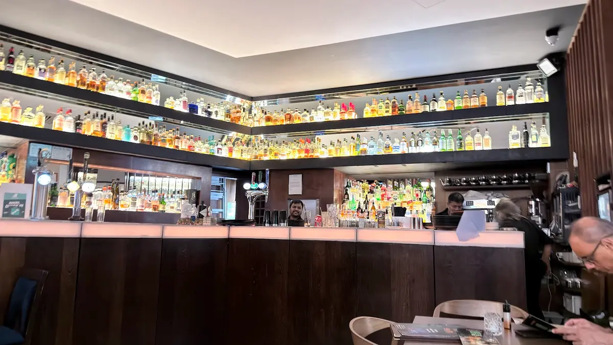 Salt Whisky Bar and Dining Room photo (photo 3 of 3)