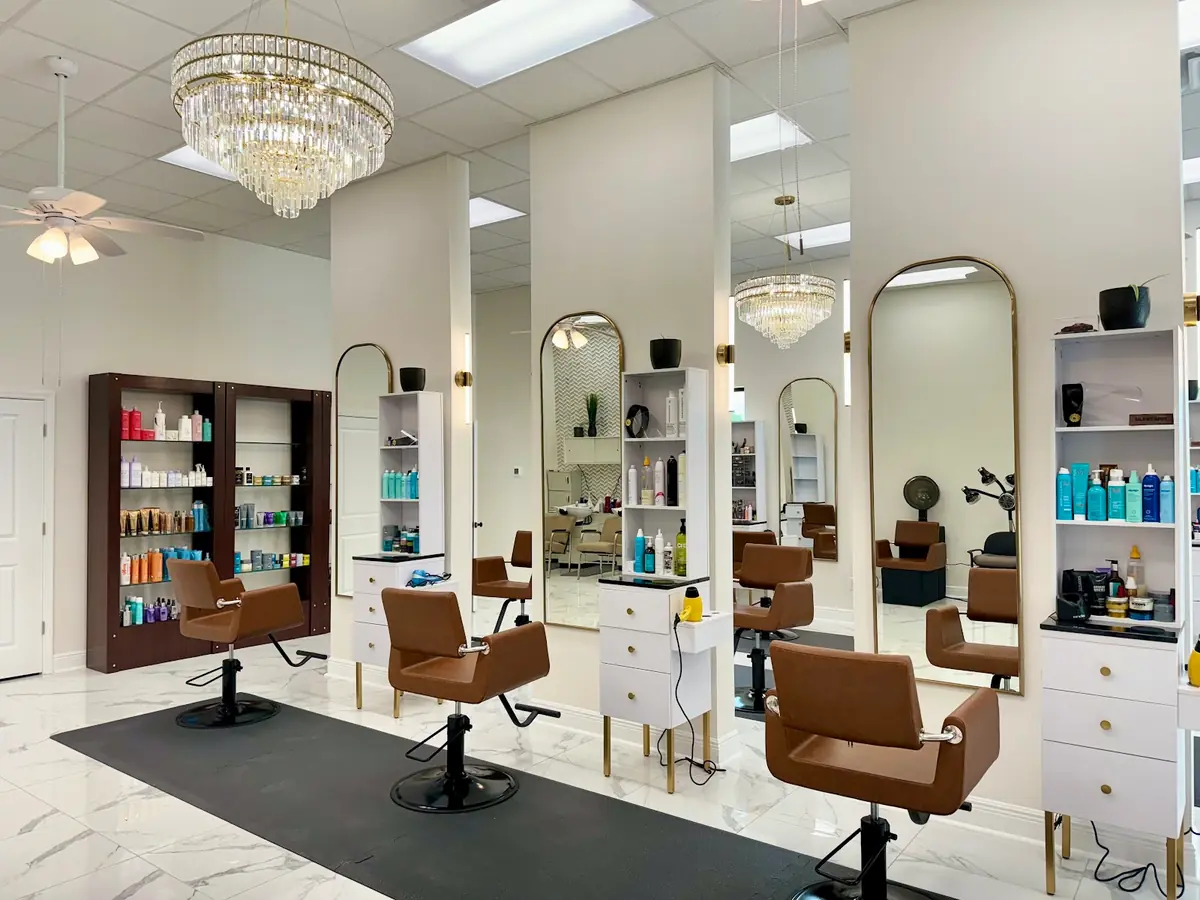 Salon Seraphina photo (photo 2 of 3)