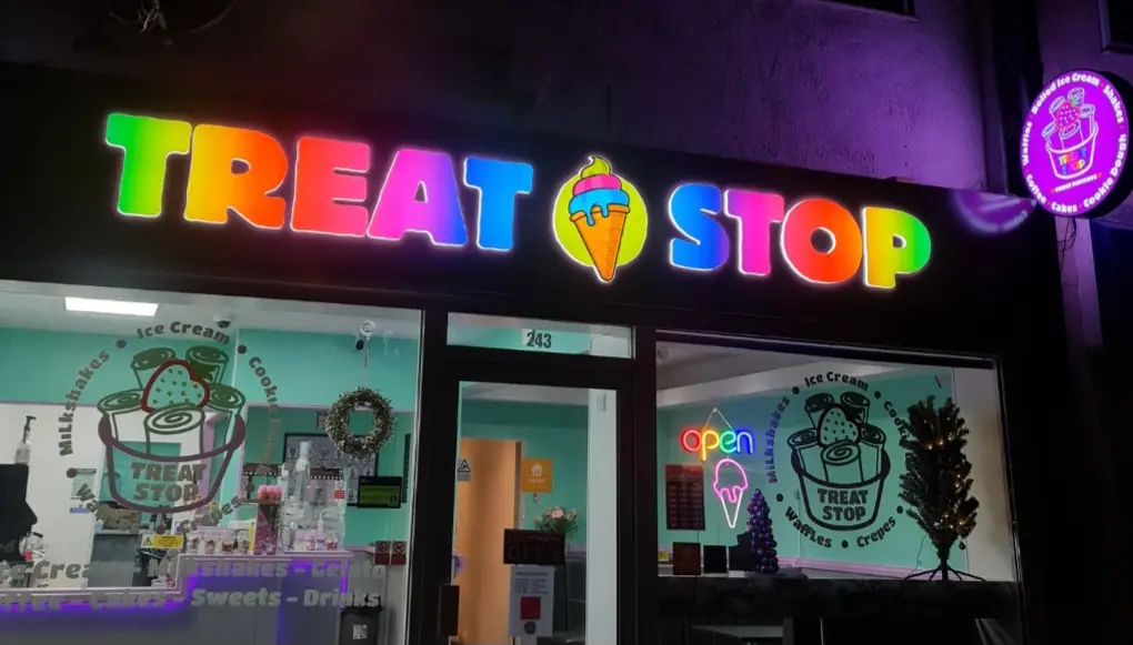 Treat Stop Cafe & Desserts