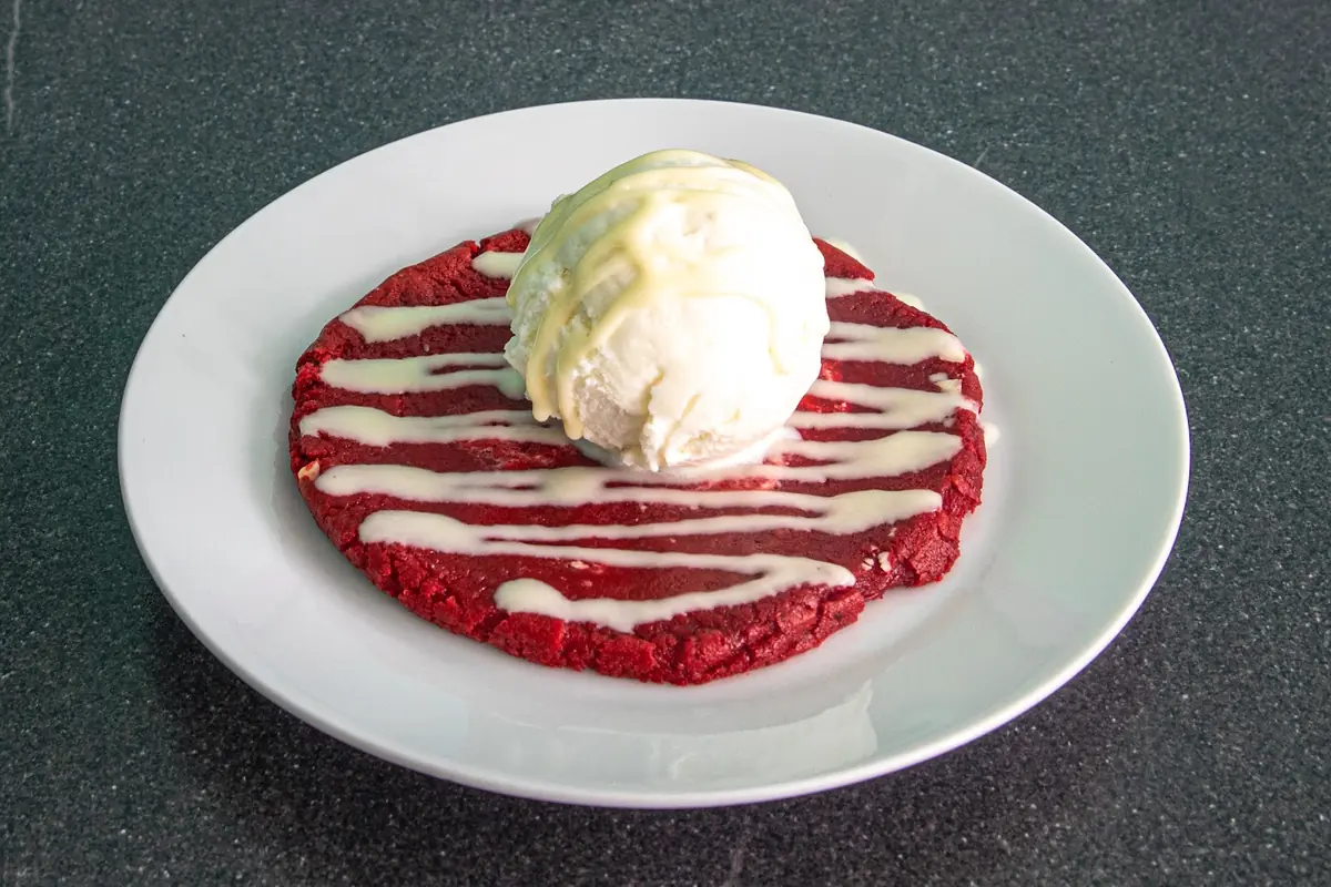 Treat Stop Cafe & Desserts photo (photo 1 of 2)
