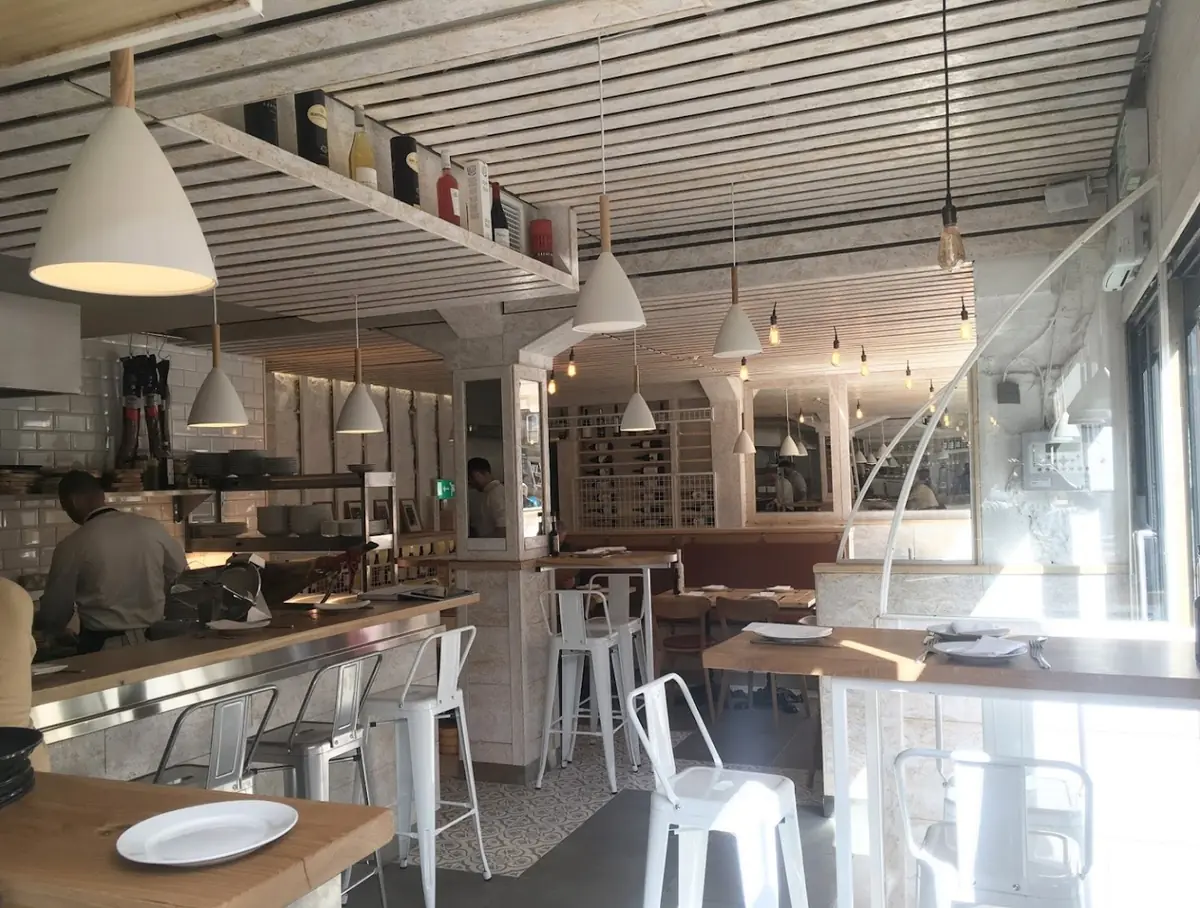 Kaltur Wine Bar & Restaurant photo (photo 2 of 3)