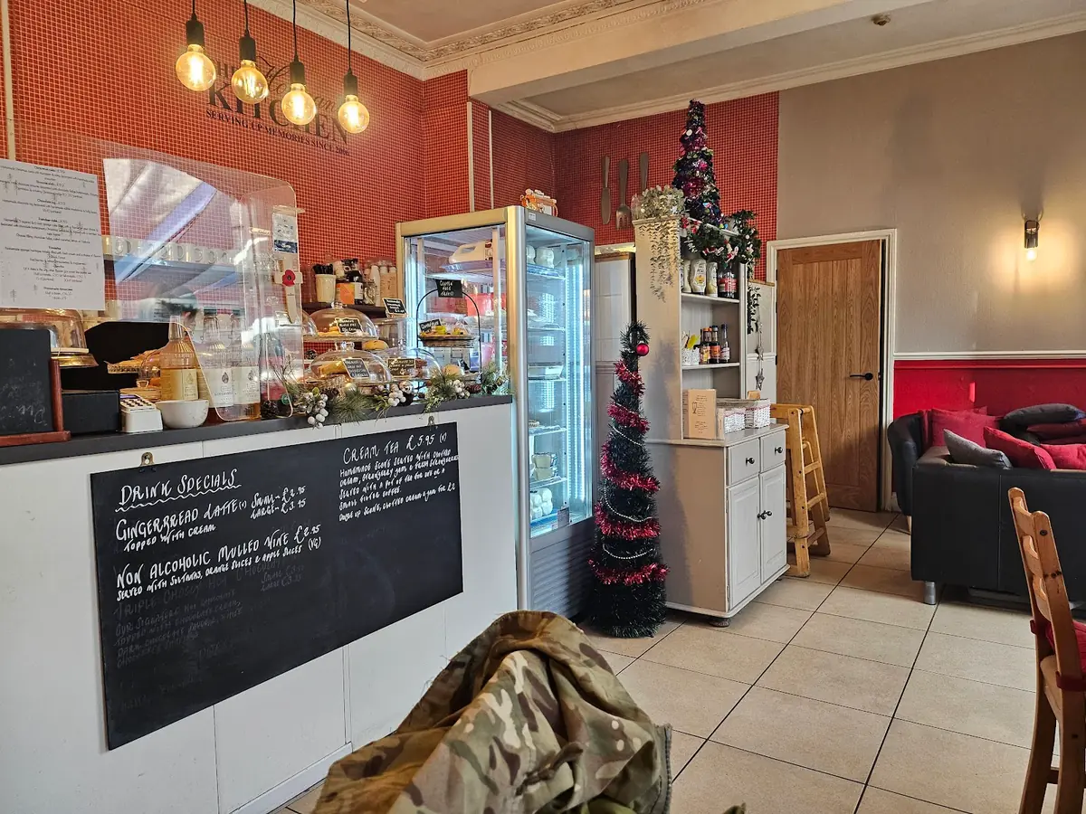 The Holmans Courtyard Cafe