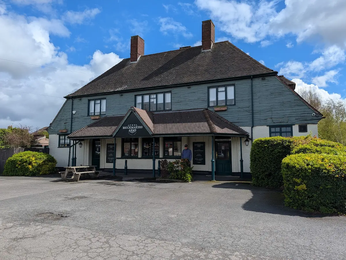 The Brickmakers Arms photo (photo 1 of 3)