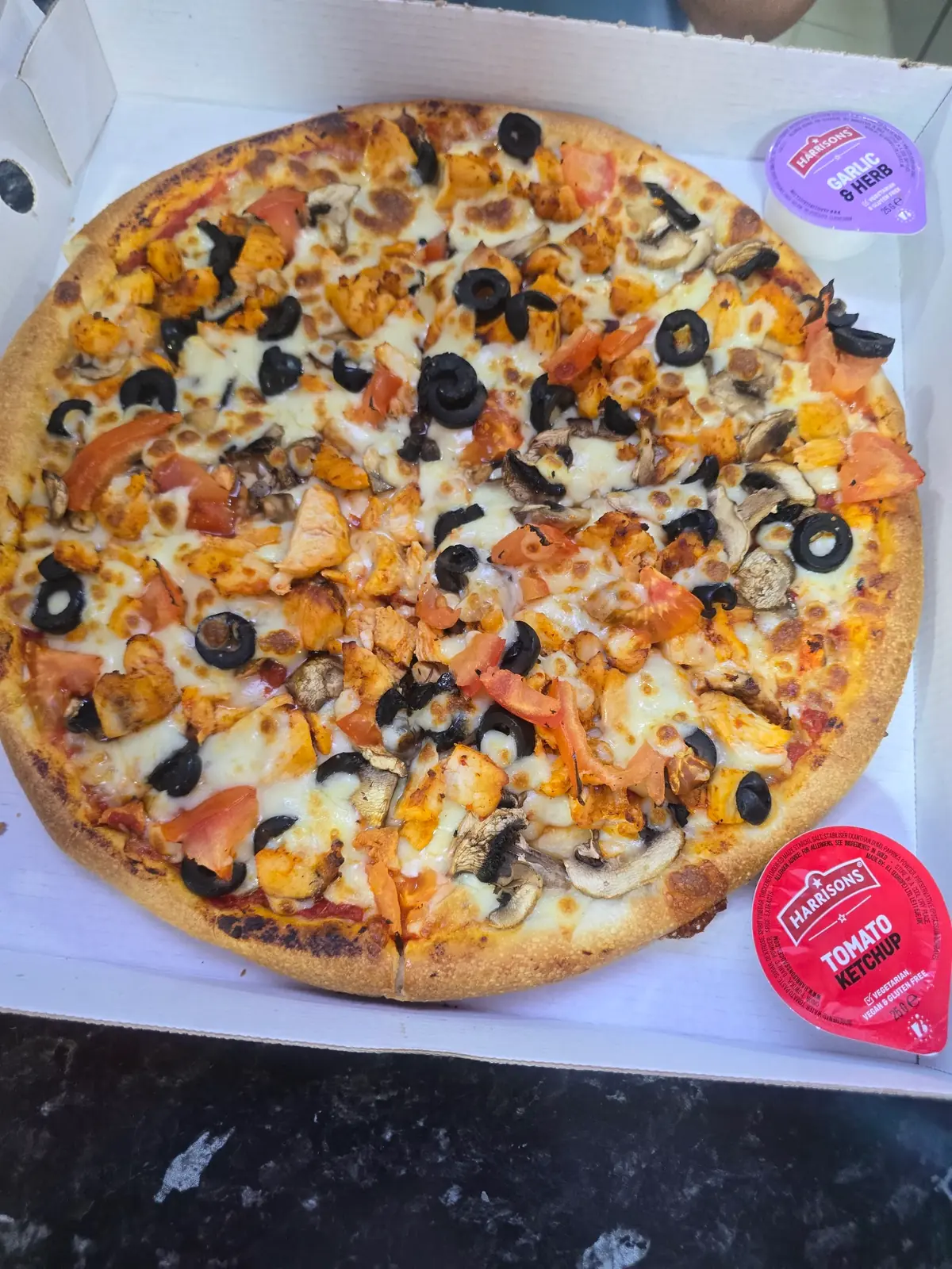 USA Chicken & Pizza photo (photo 2 of 3)