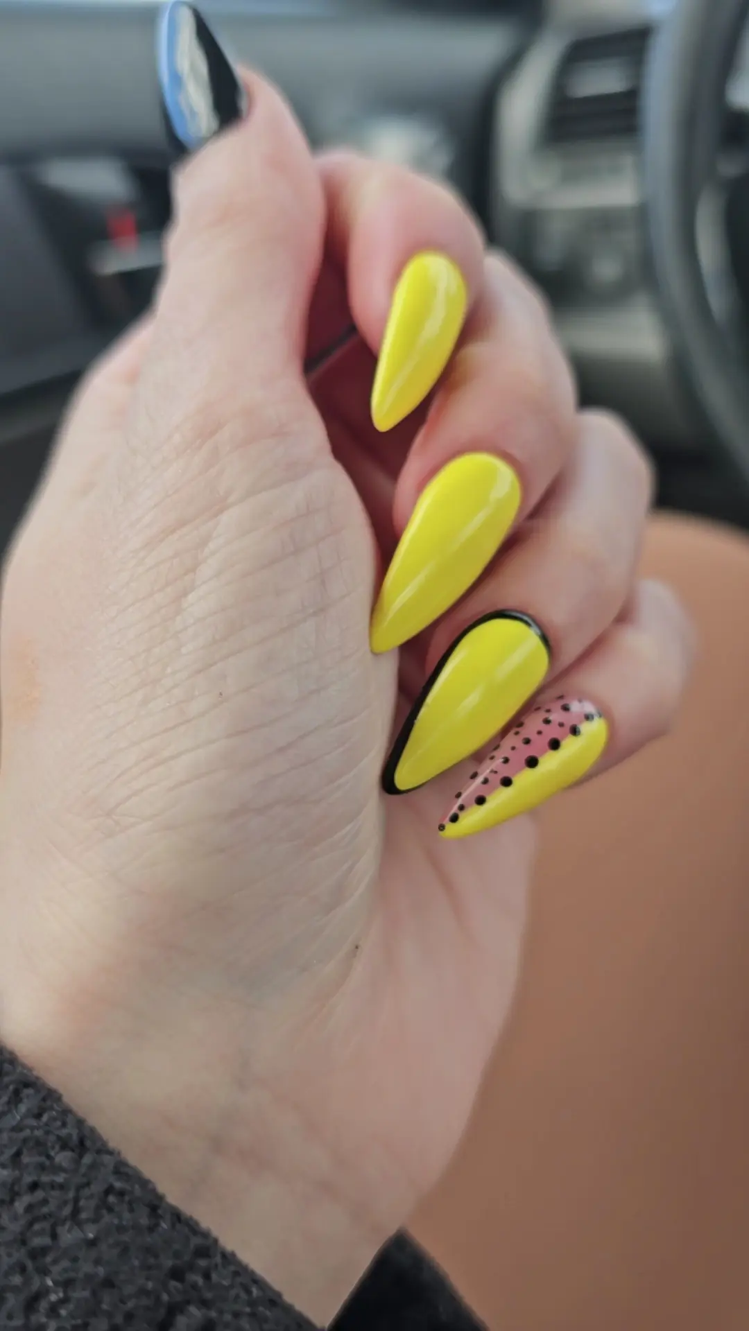 Paris Nails photo (photo 2 of 3)