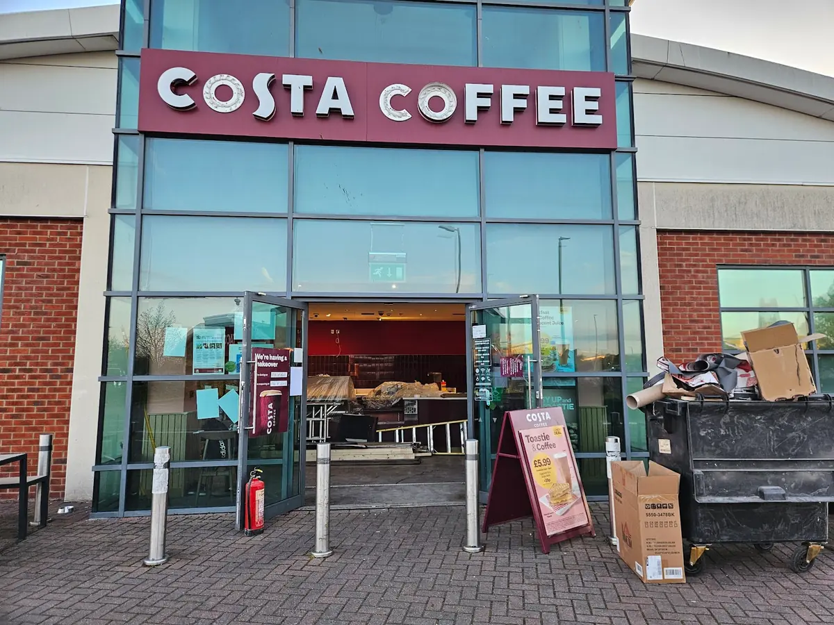 Costa Coffee photo (photo 1 of 3)