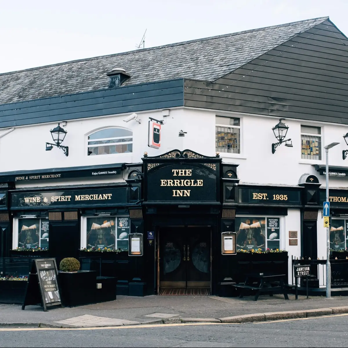 Errigle Inn photo (photo 1 of 3)