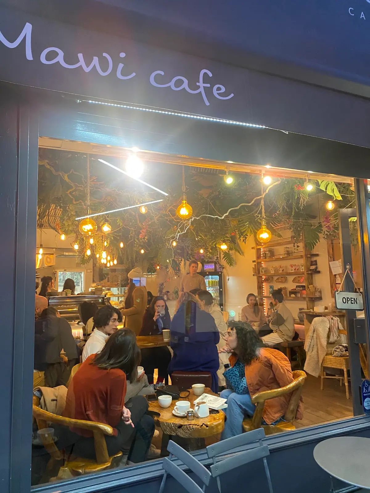 Mawi Cafe — Cafes in London