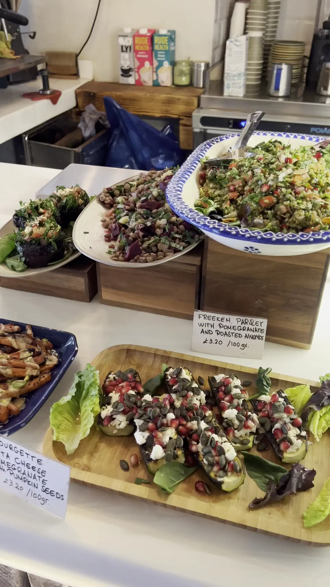 Mawi Cafe photo (photo 1 of 3)