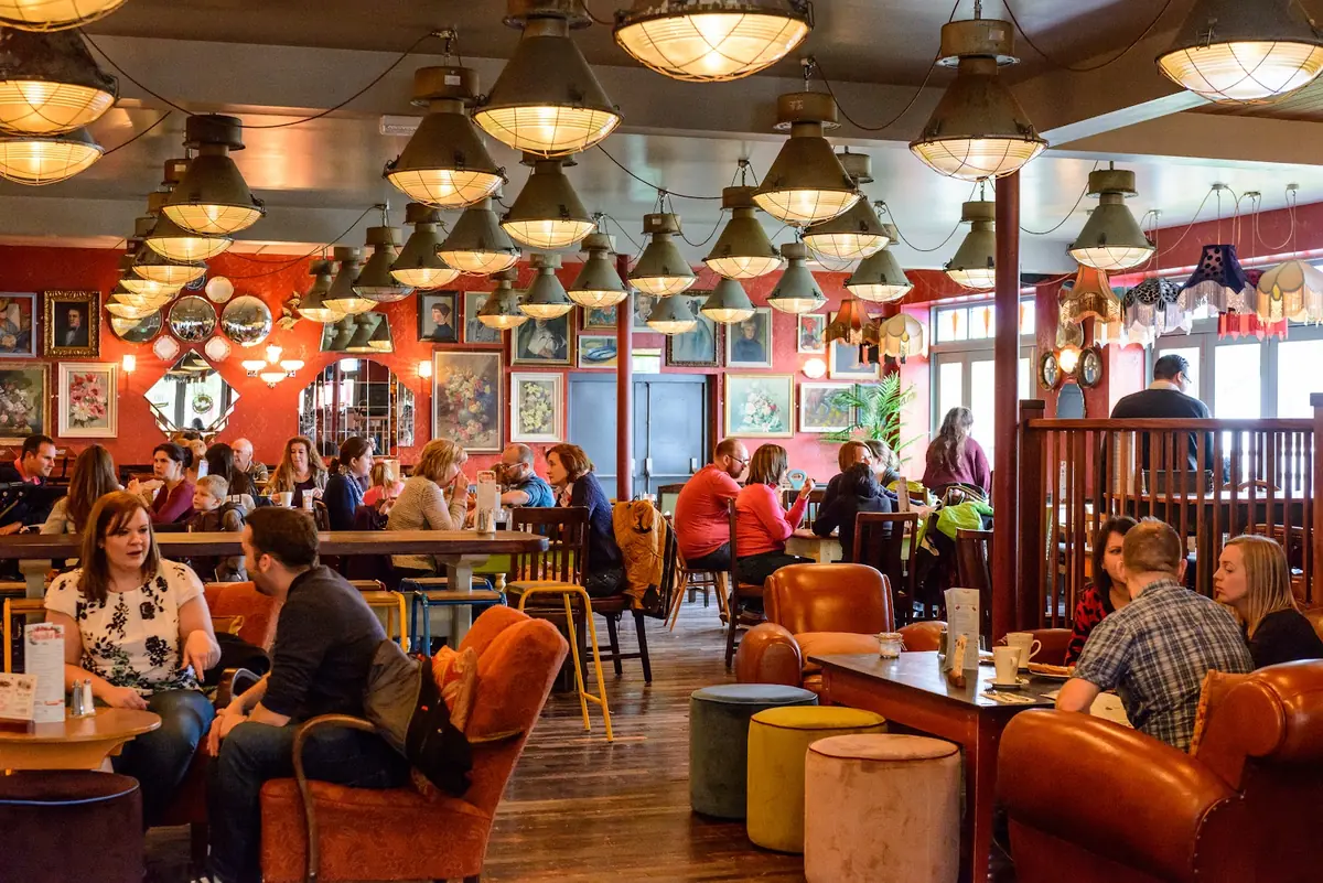 Cultivo Lounge photo (photo 1 of 3)