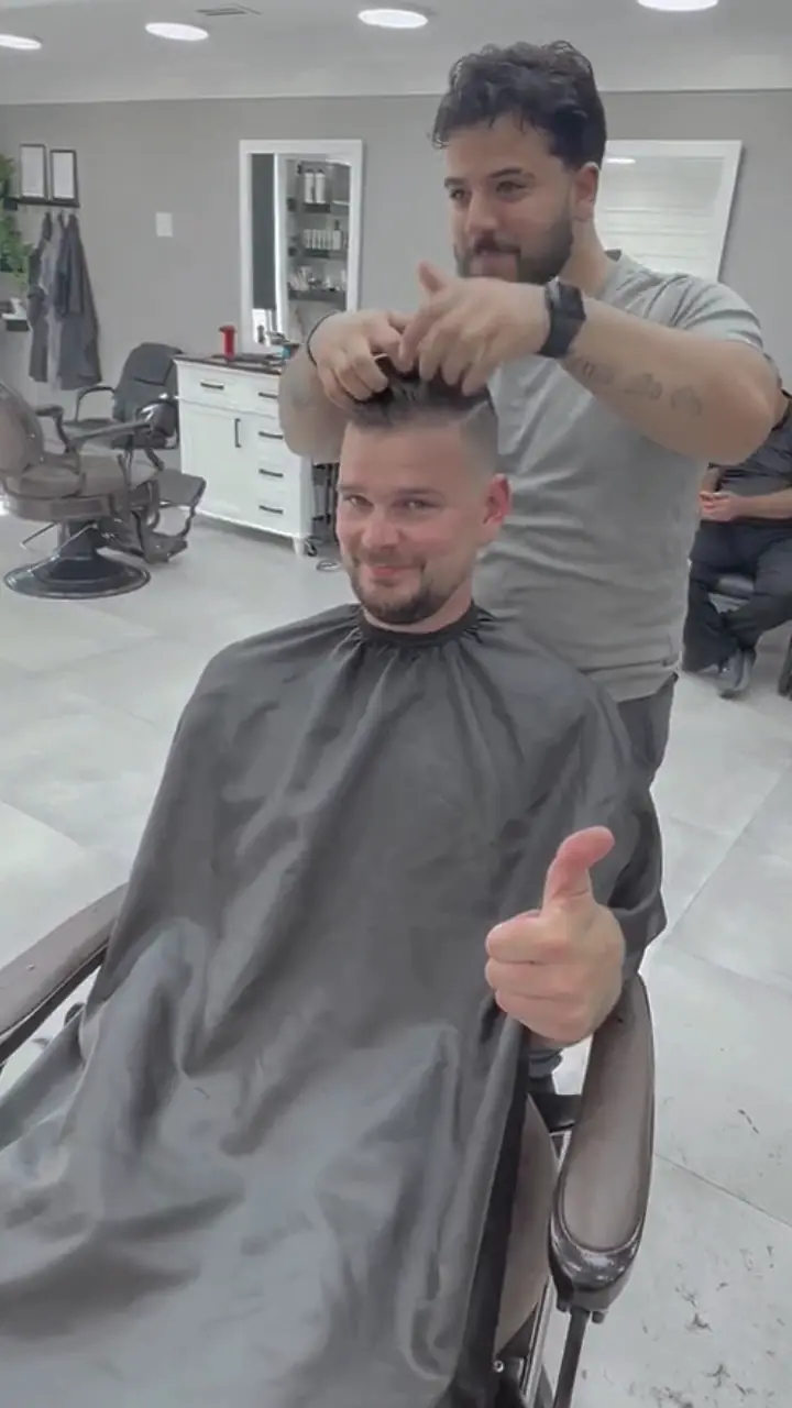 Hazz's Barbershop photo (photo 2 of 3)