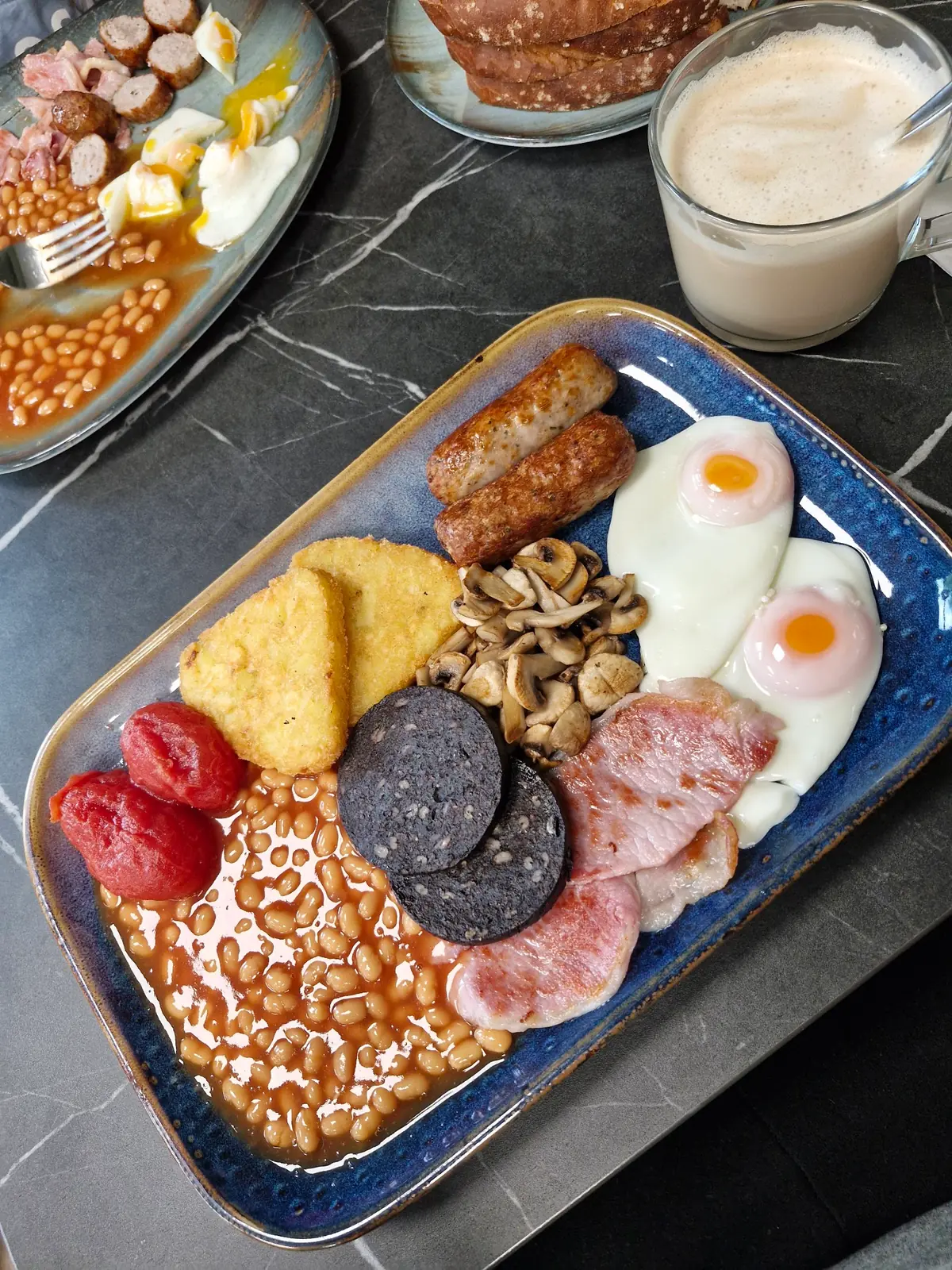 Delve's cafe photo (photo 1 of 3)