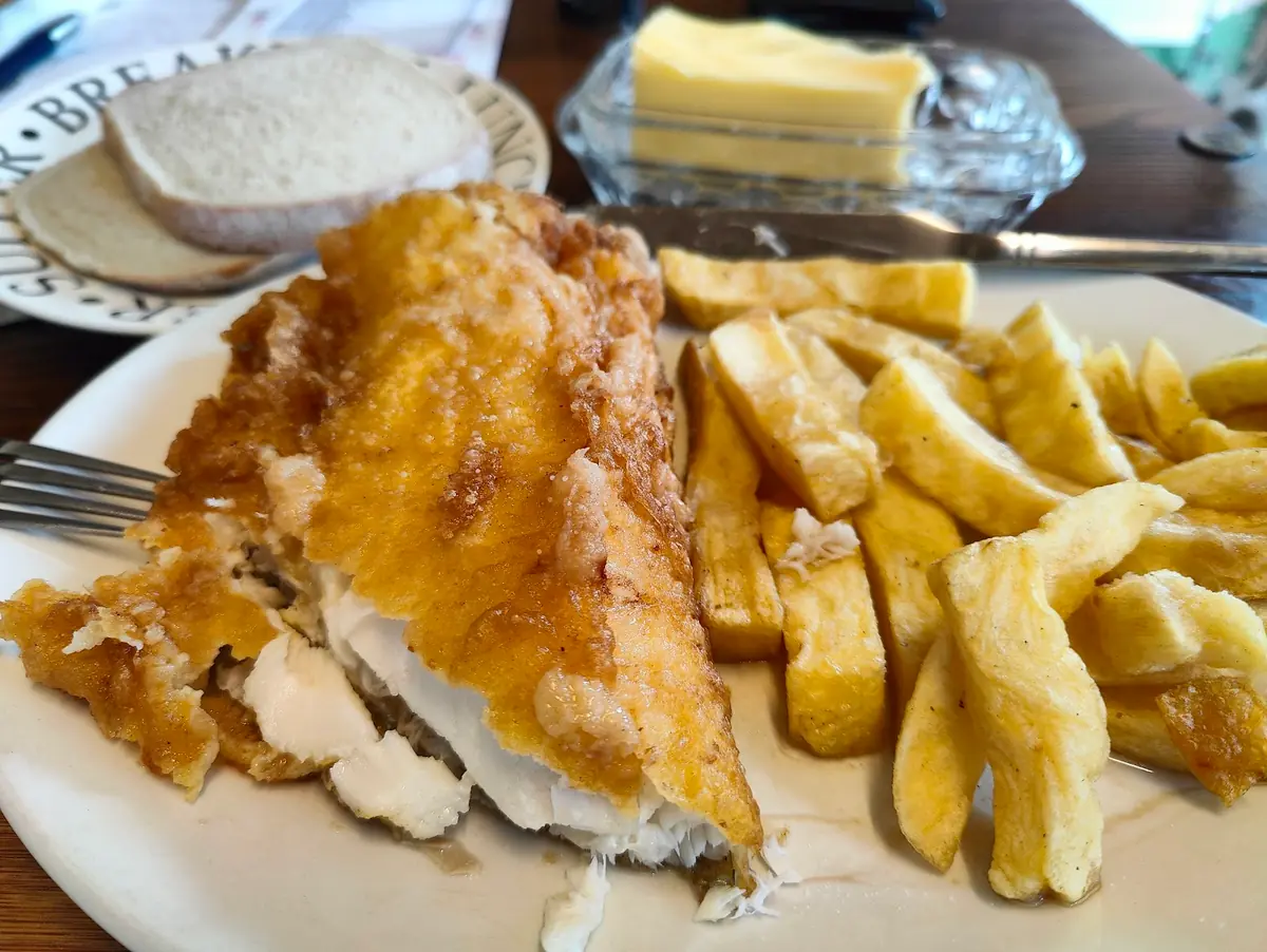 Frydays Fish & Chips photo (photo 1 of 3)