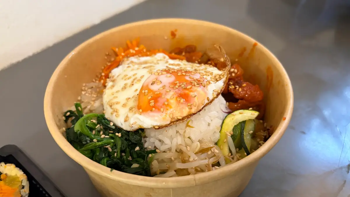 London Naru Korean Deli photo (photo 3 of 3)