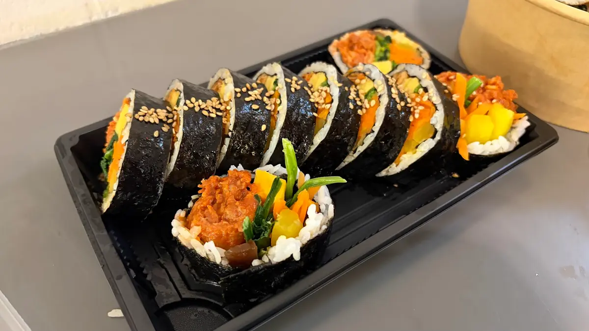 London Naru Korean Deli photo (photo 2 of 3)