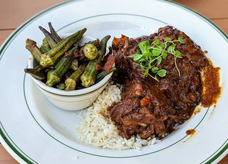 Fixins Soul Kitchen photo (photo 2 of 3)