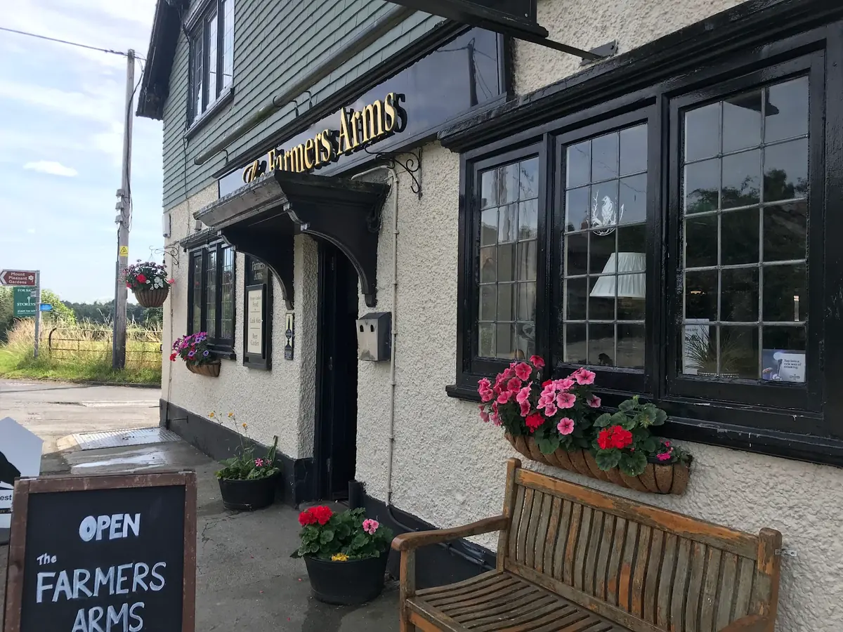 Crow's Nest Café @ The Farmers Arms
