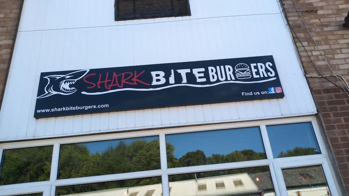 Sharkbite Burgers photo (photo 1 of 3)