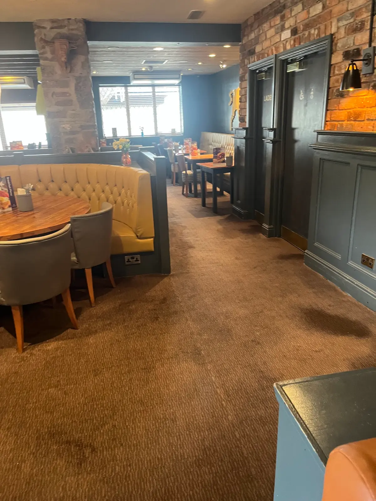 Gourdie Croft Beefeater photo (photo 3 of 3)