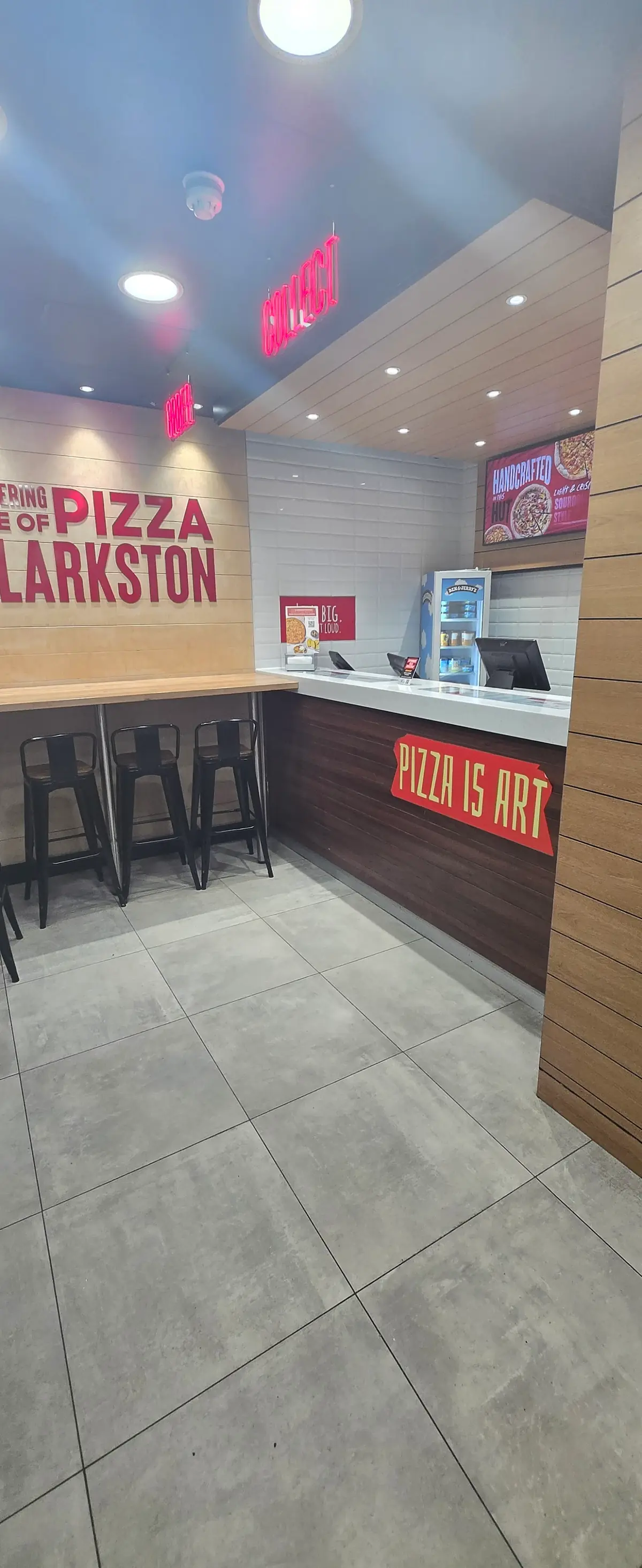 Pizza Hut Clarkston photo (photo 3 of 3)