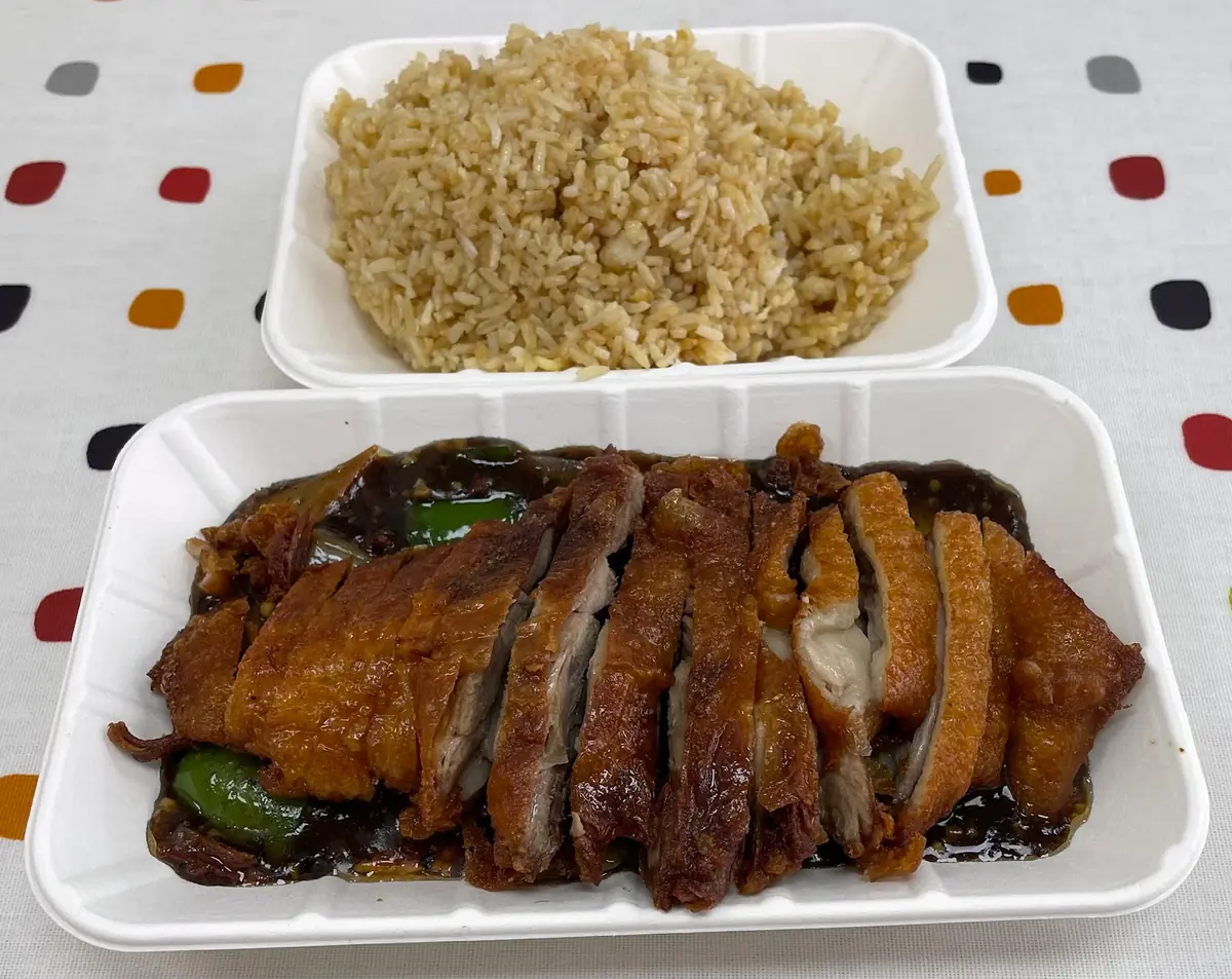 @toppings - Chinese / South East Asia Food photo (photo 3 of 3)