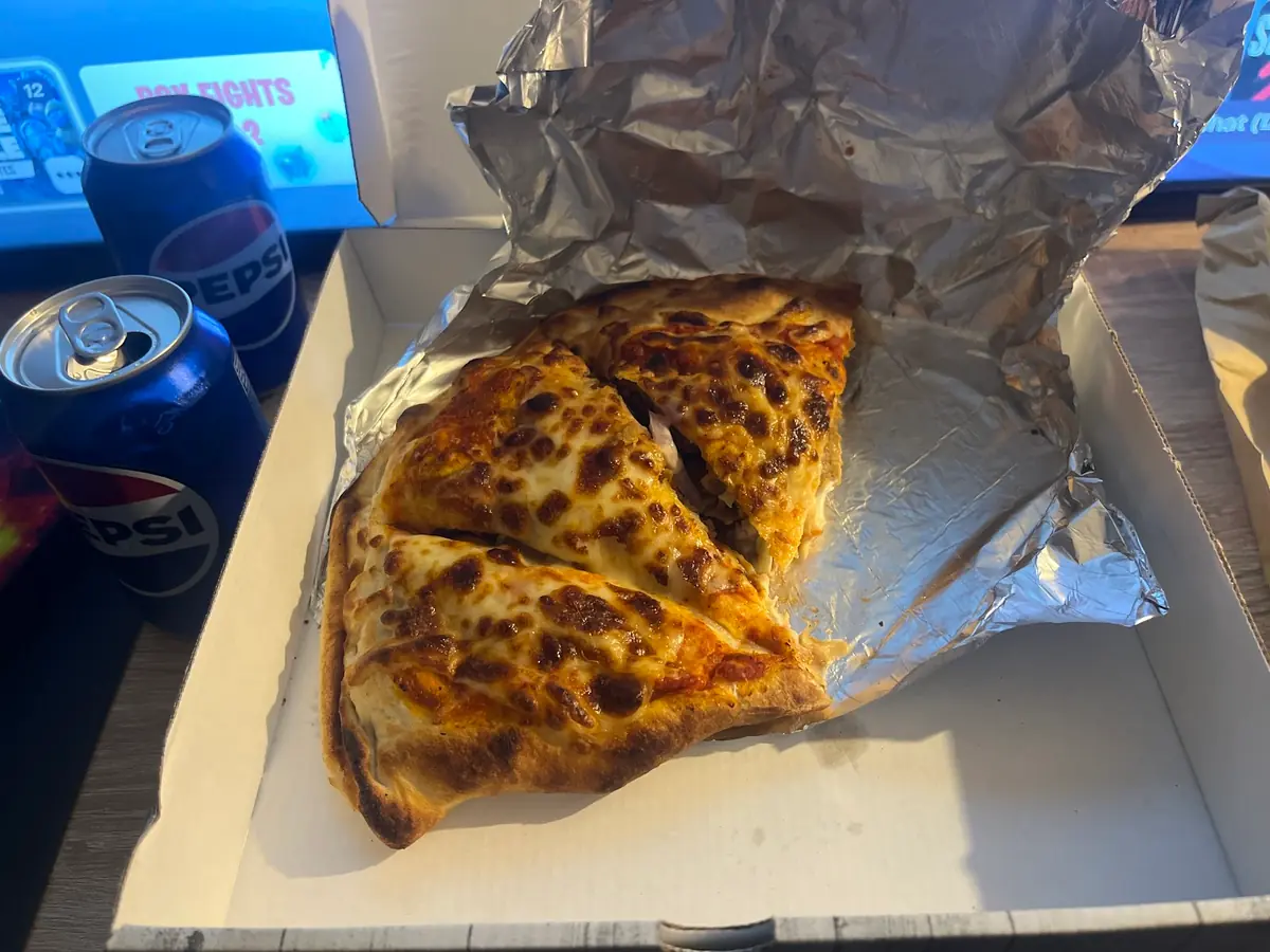 Continental Pizza photo (photo 1 of 2)