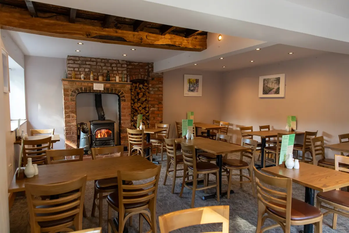 Springslade Lodge — Cafes in Cannock